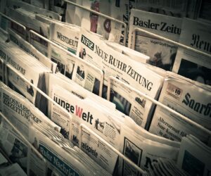 Wie berichten die Medien über Flüchtlinge und Migration?