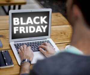 Schnäppchenwahn an Black Friday