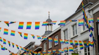 Queerness in der Kirche? - Studiogästin Becca Lögers Da Silva von OutInChurch
