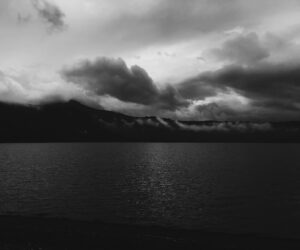Behind the Lyrics - Deep Purples' Smoke on the Water
