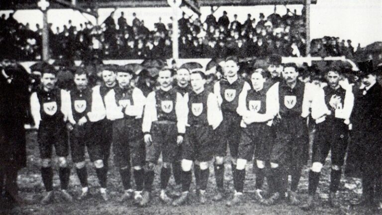 Qurzgefasst - Deutsches Nationaltrikot