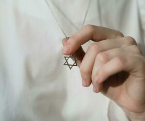 Qurzgefasst: Antisemitismus
