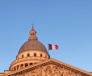 „Vive la France“ - vielleicht ein bisschen zu sehr ausgelebt in Frankreich?