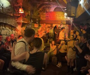 Q-Postkarte aus Paris: eine Nacht im Tempel des Swings