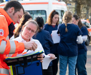 Im Training für die Krise - wie Studis zu Pflegekräften in Notlagen werden